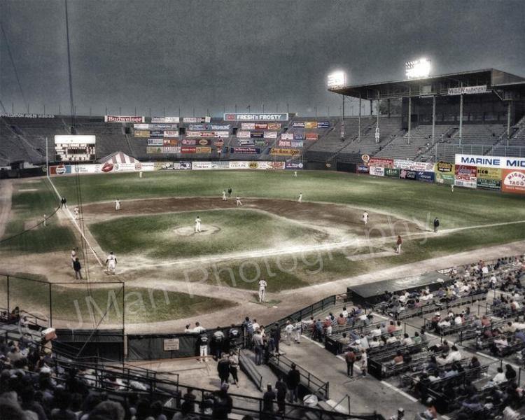 Bisons Baseball at War Memorial Stadium WNY jmanphoto